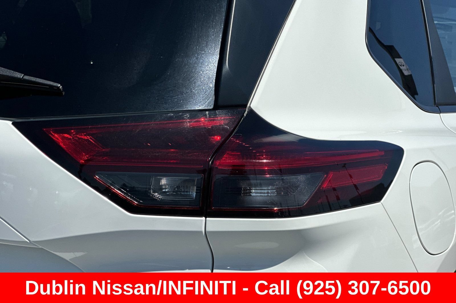Used 2024 Nissan Rogue S FWD image 48