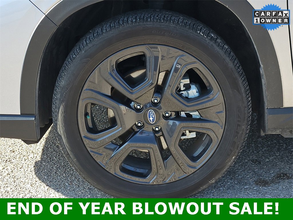 Used 2024 Subaru Ascent Onyx Edition image 9