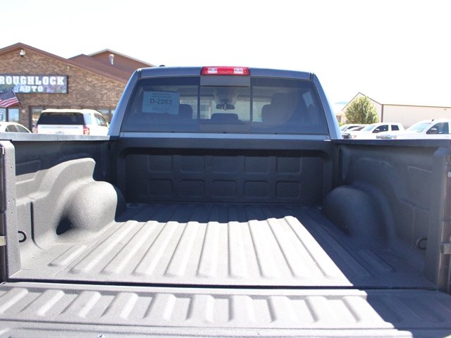 Used 2017 RAM 1500 Classic SLT AWD/4WD image 24