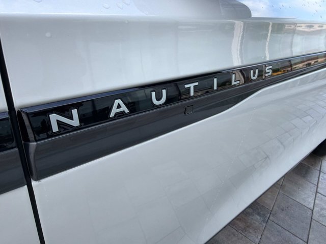 New 2026 Lincoln Nautilus Premier w/ Equipment Group 102A AWD/4WD image 8