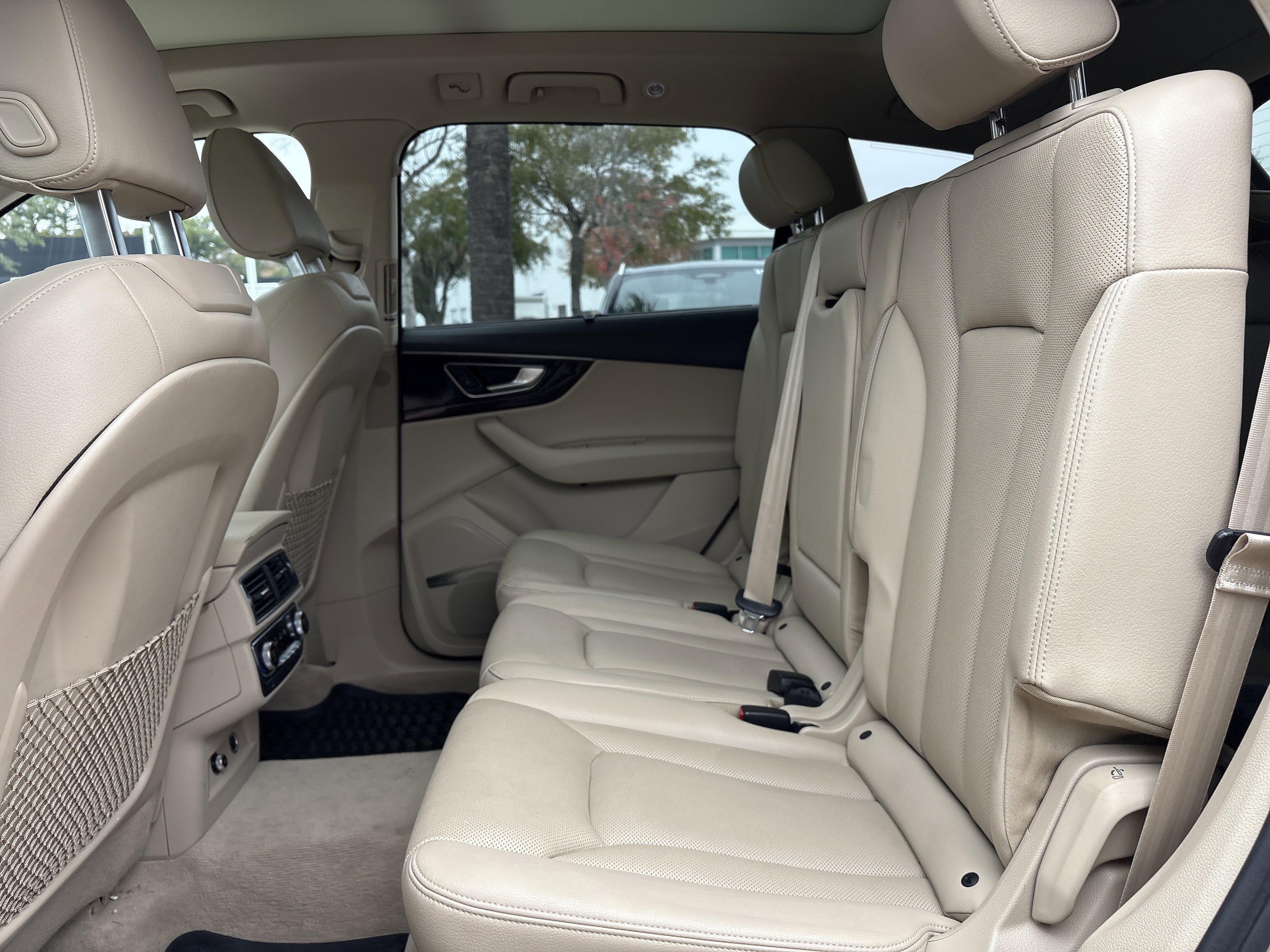 Used 2019 Audi Q7 3.0T Prestige w/ Prestige Package image 32
