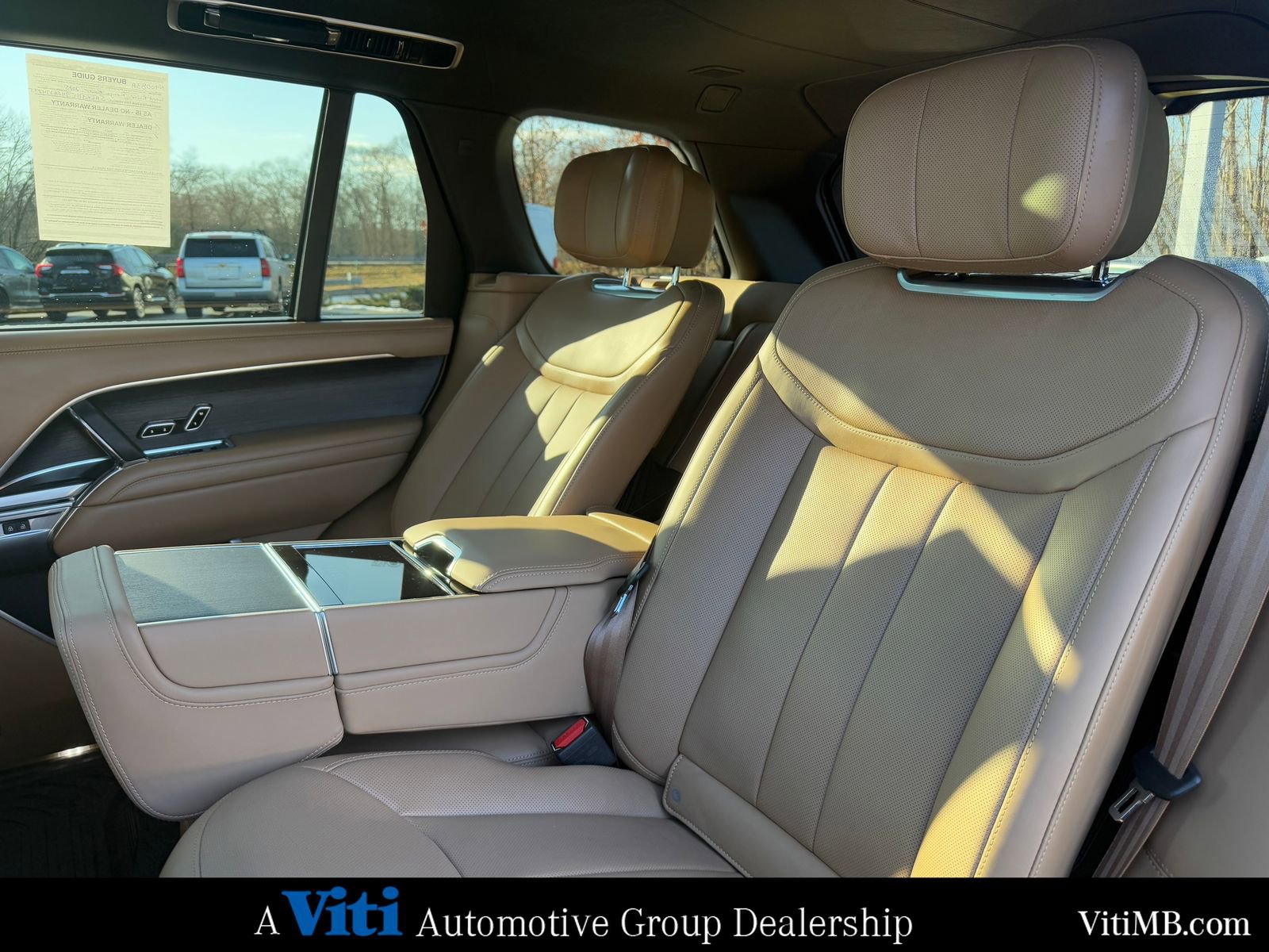 Used 2025 Land Rover Range Rover Long Wheelbase Autobiography image 22