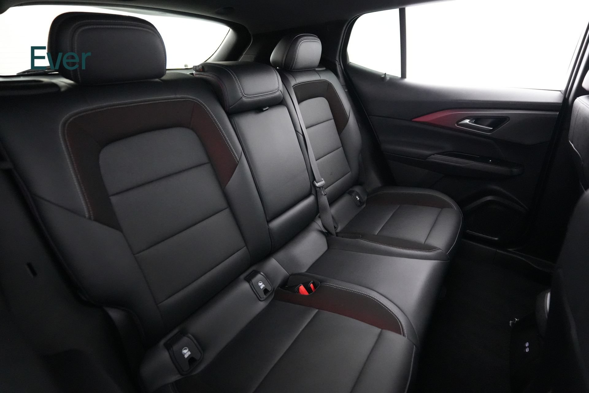 Used 2024 Chevrolet Equinox EV RS FWD image 5