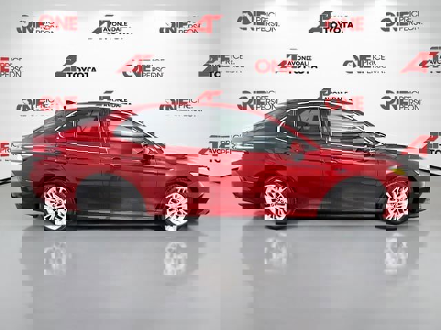 Certified 2018 Toyota Camry XLE w/ Audio Package image 8