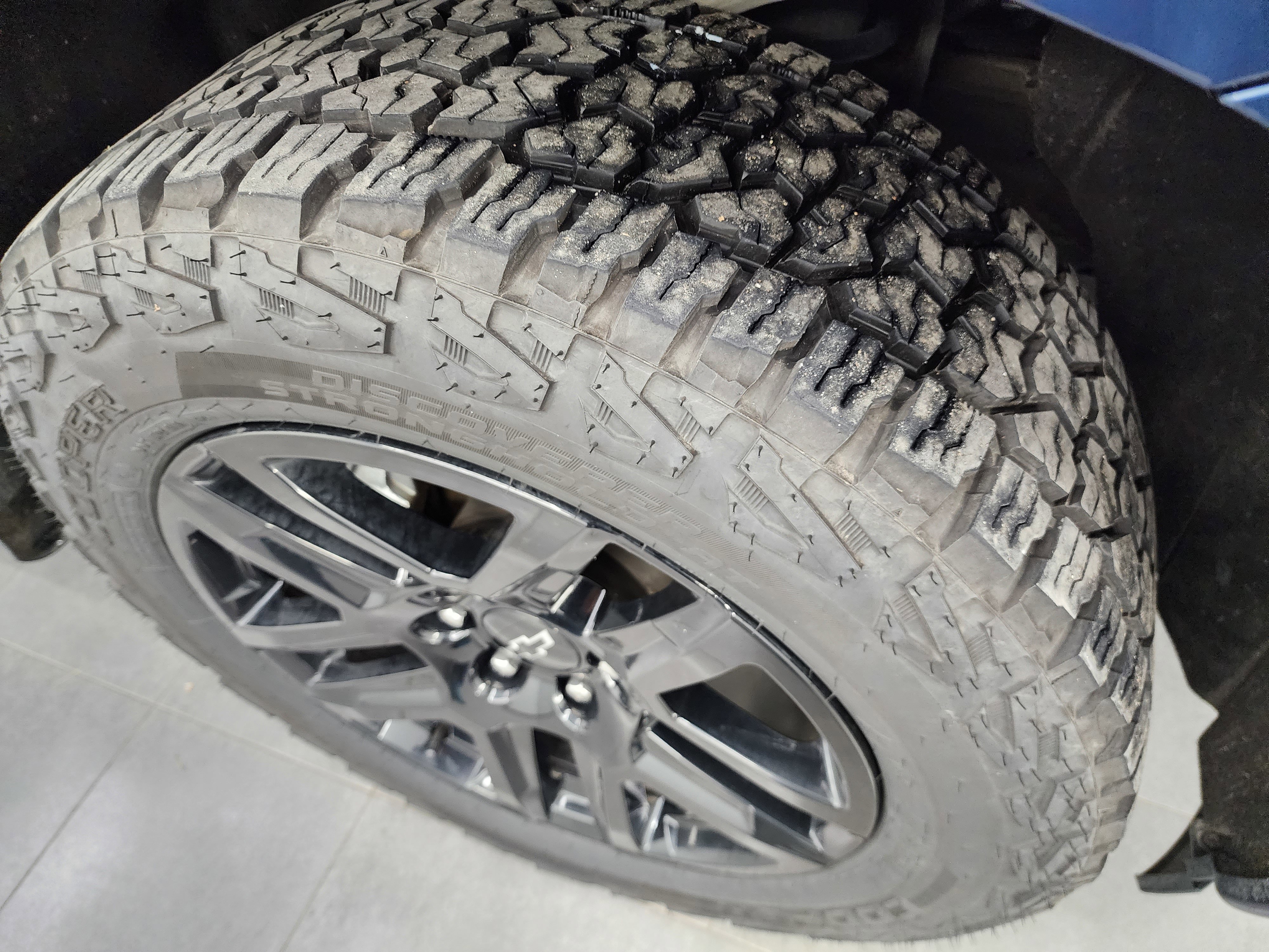 Used 2022 Chevrolet Silverado 1500 RST image 3