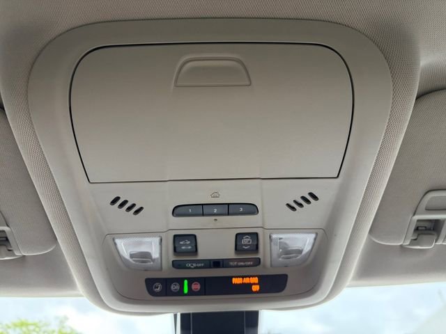 Used 2019 GMC Terrain Denali w/ Advanced Safety Package image 12