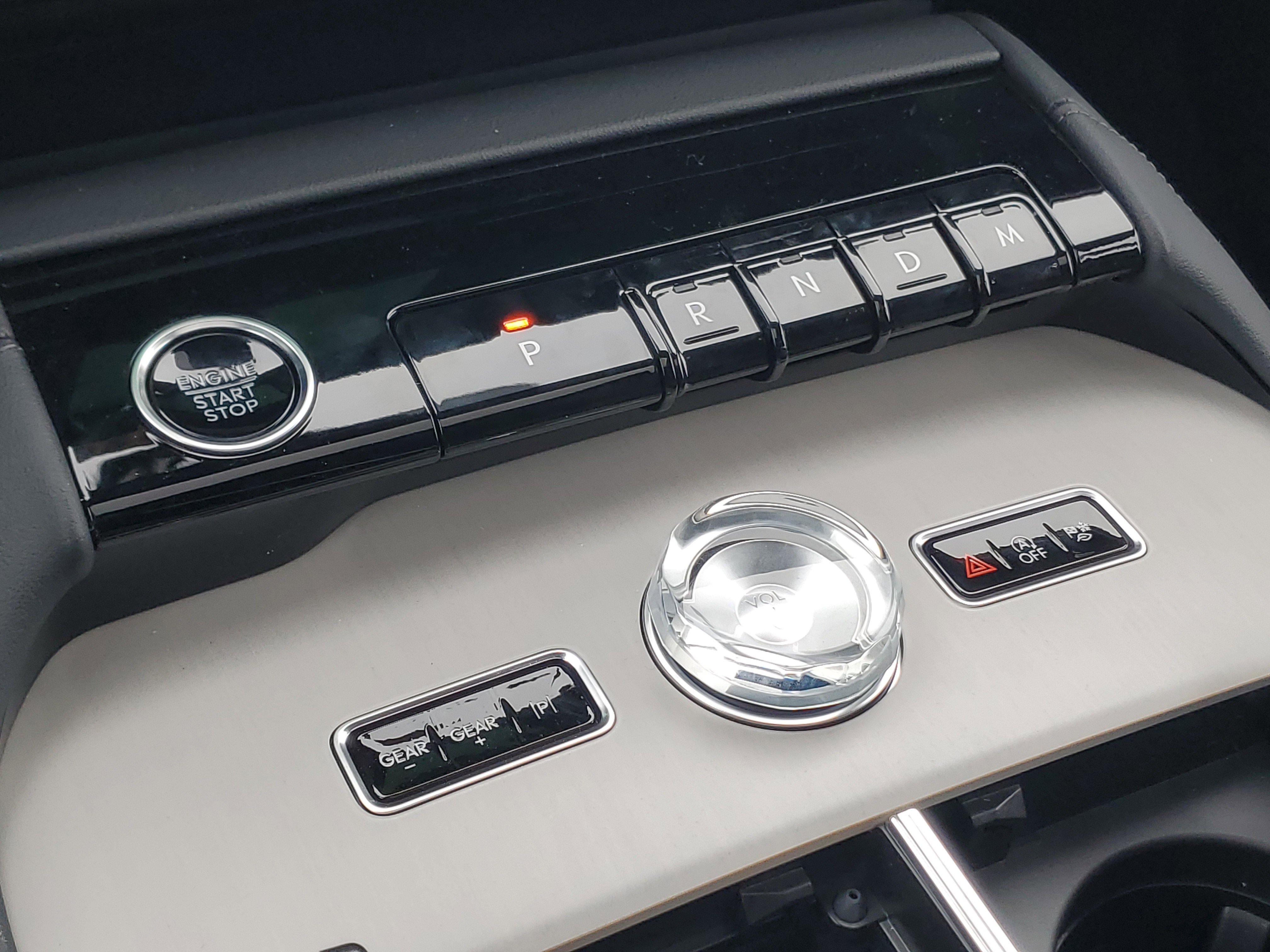 New 2026 Lincoln Navigator Reserve w/ Jet Appearance Package AWD/4WD image 25
