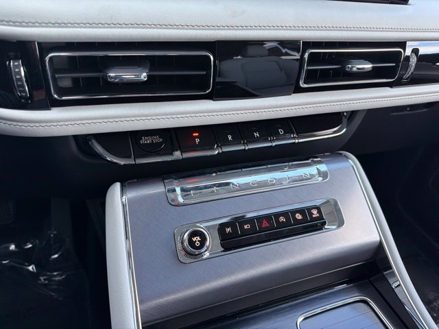 New 2026 Lincoln Aviator AWD image 21