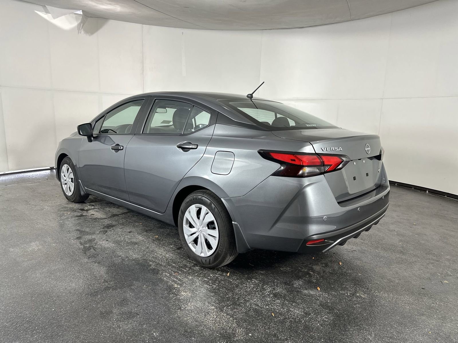 Certified 2025 Nissan Versa S w/ Trunk Package image 9