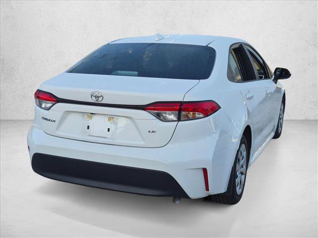 Certified 2025 Toyota Corolla LE FWD image 5