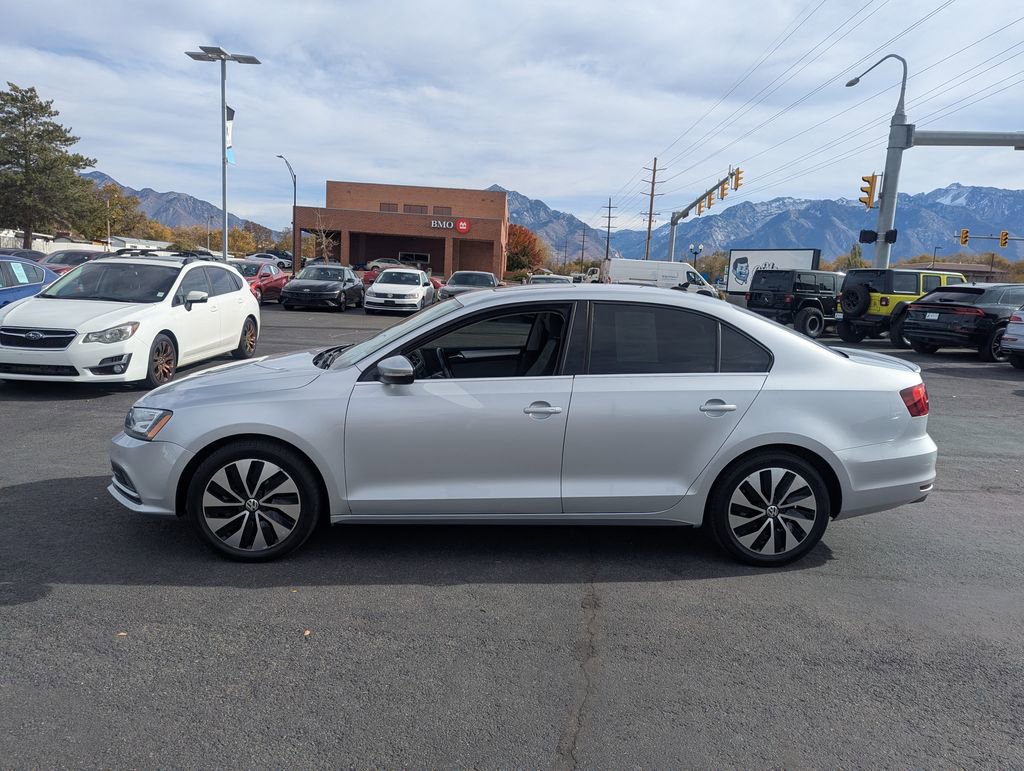 Used 2015 Volkswagen Jetta SEL Premium image 8