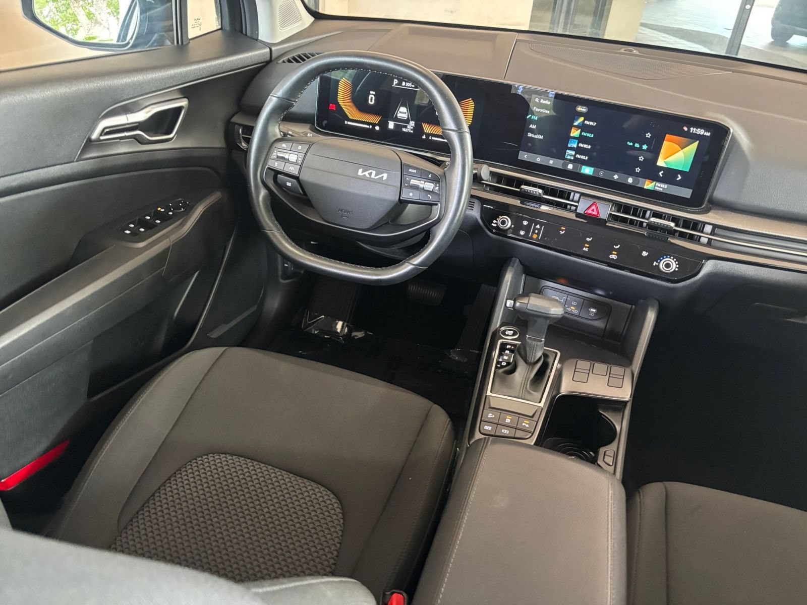 Used 2026 Kia Sportage LX FWD image 33