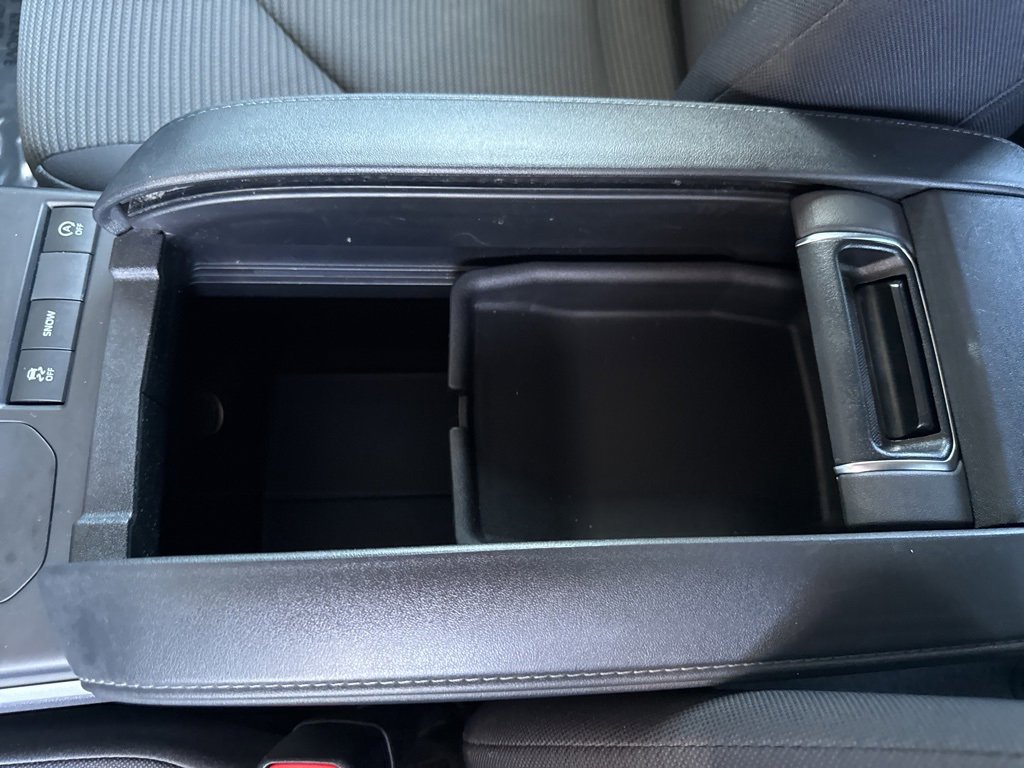 Used 2022 Toyota Highlander L image 24