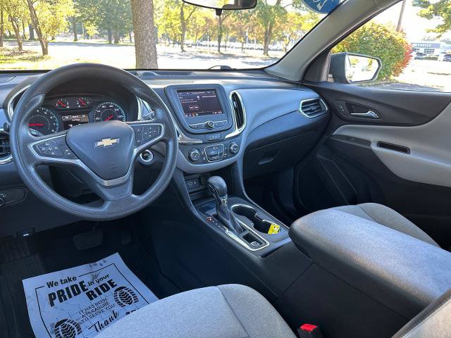 Used 2023 Chevrolet Equinox LS w/ LPO, Floor Liner Package FWD image 2