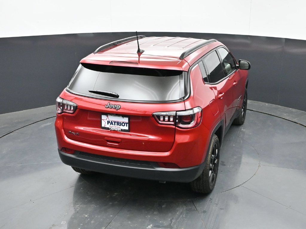 New 2026 Jeep Compass Latitude AWD/4WD image 35