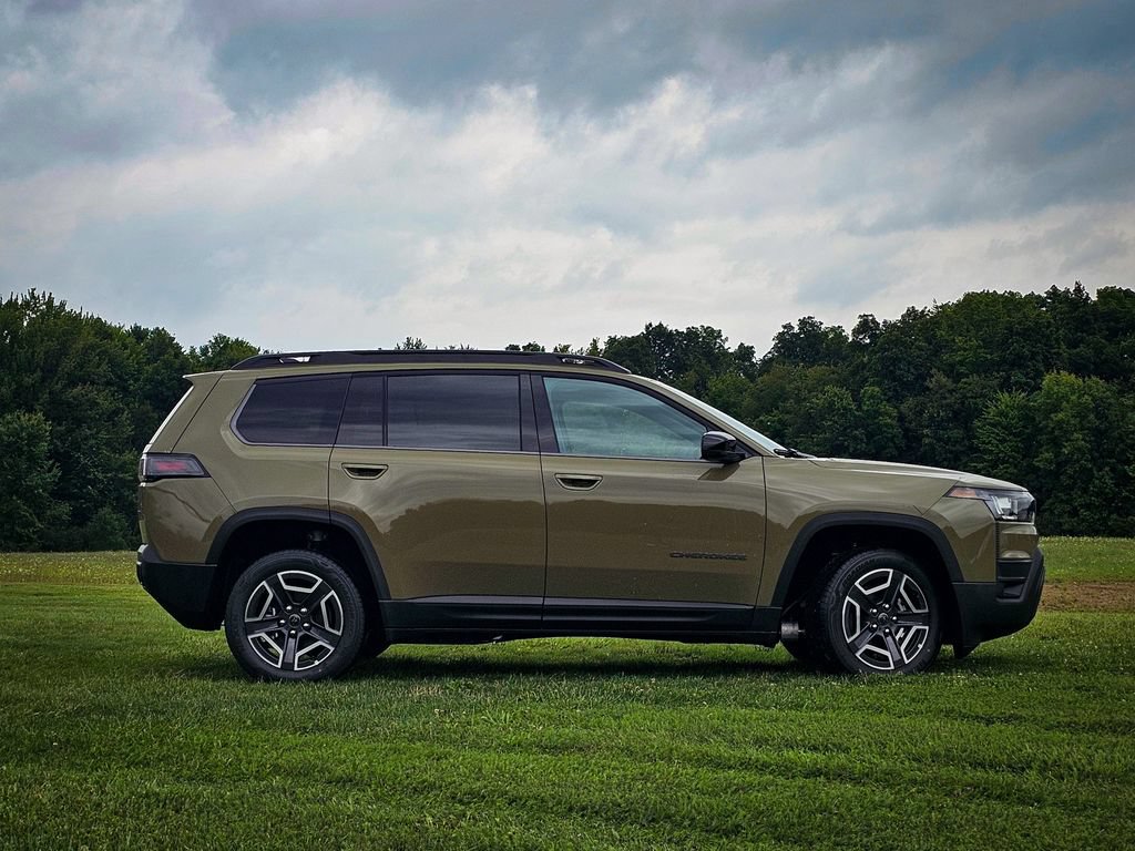New 2026 Jeep Cherokee Limited AWD/4WD image 2