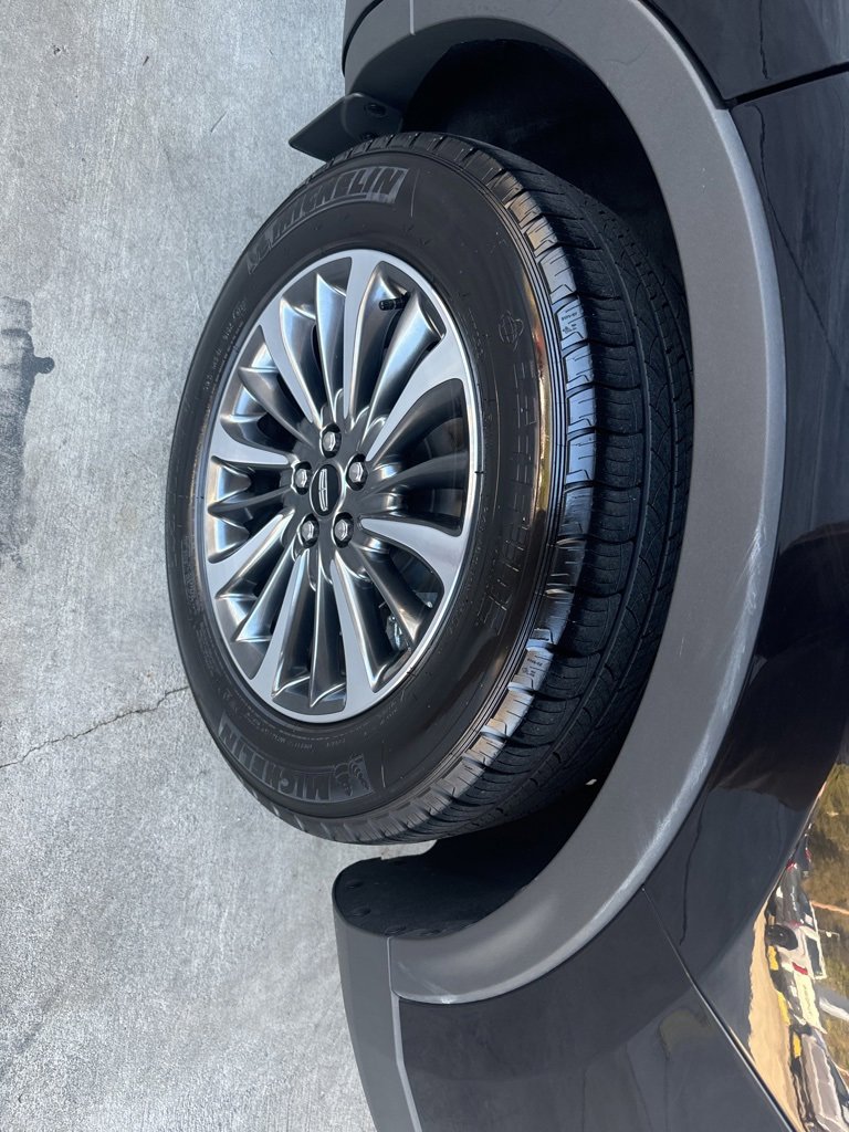 Used 2022 Lincoln Nautilus Reserve image 26