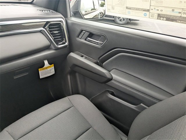 New 2026 GMC Canyon Elevation w/ Convenience Package image 17