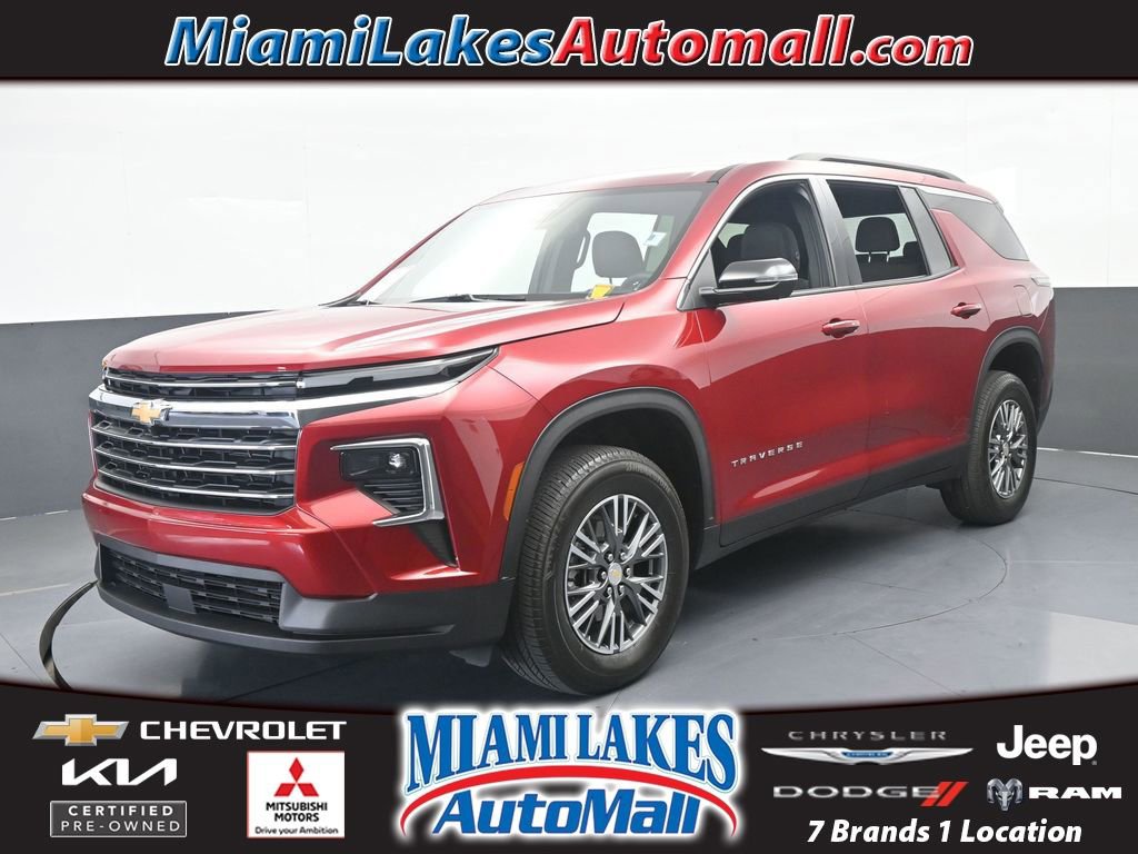 Used 2024 Chevrolet Traverse LT FWD image 1