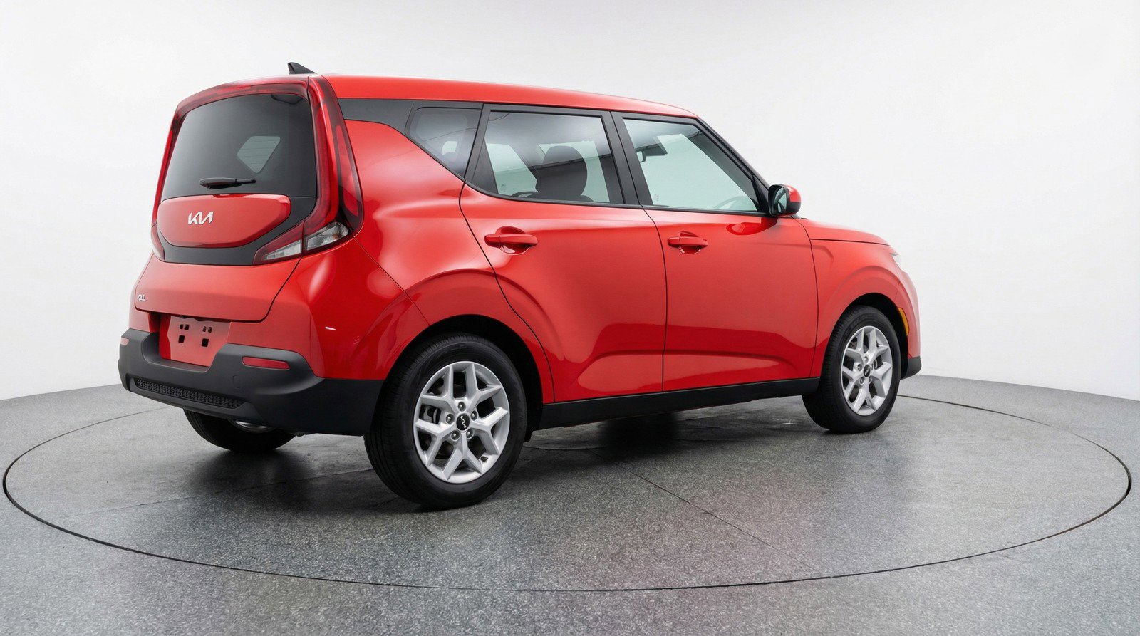 Used 2025 Kia Soul LX w/ LX Technology Package FWD image 9