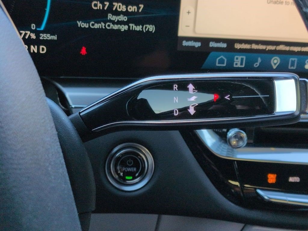 Certified 2024 Cadillac Lyriq Luxury AWD/4WD image 11