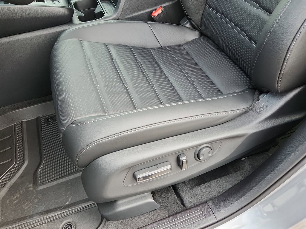 New 2026 Honda CR-V EX-L image 8