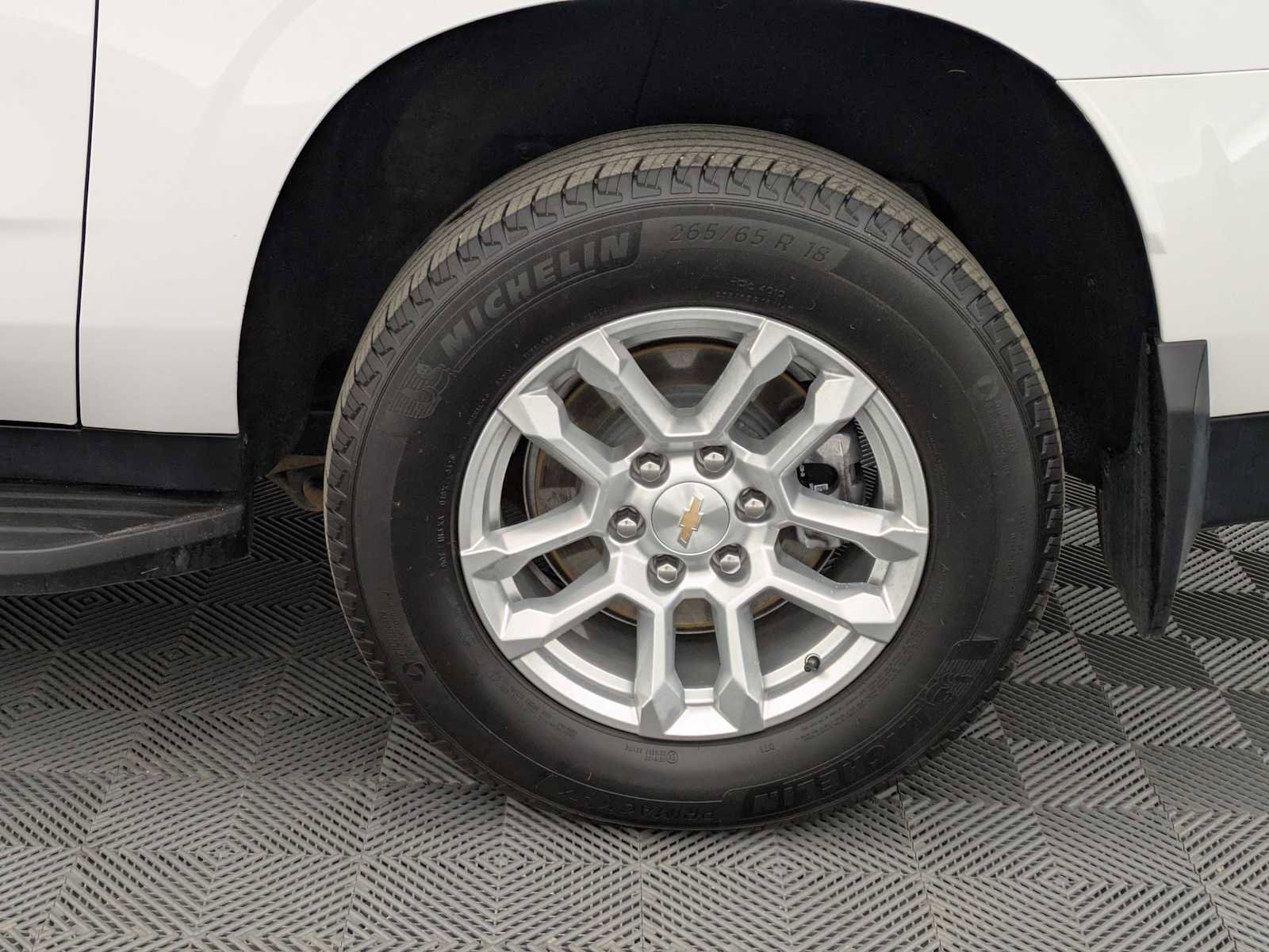 Used 2025 Chevrolet Suburban LS w/ Max Trailering Package image 12