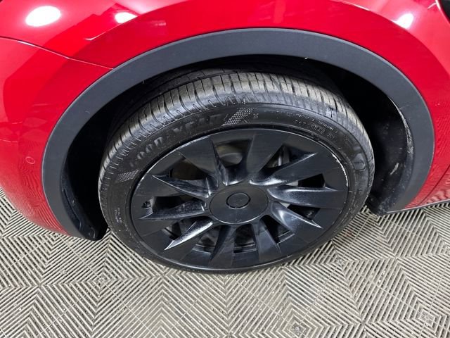 Used 2020 Tesla Model Y Performance image 10