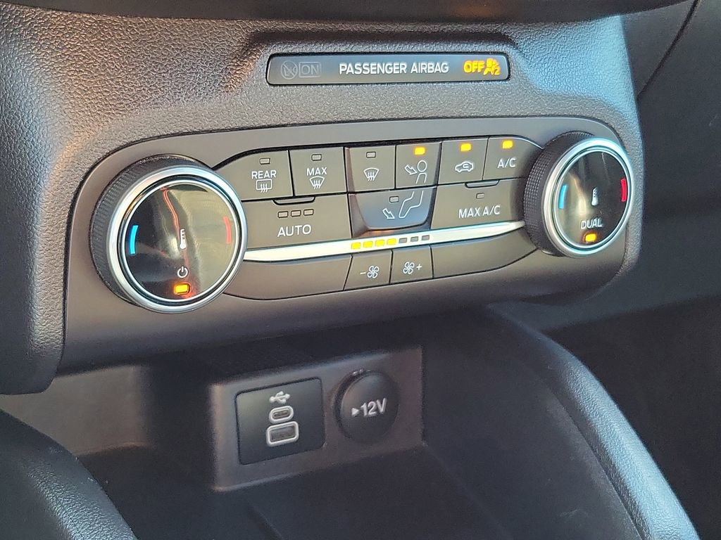 Used 2025 Ford Escape ST-Line image 30