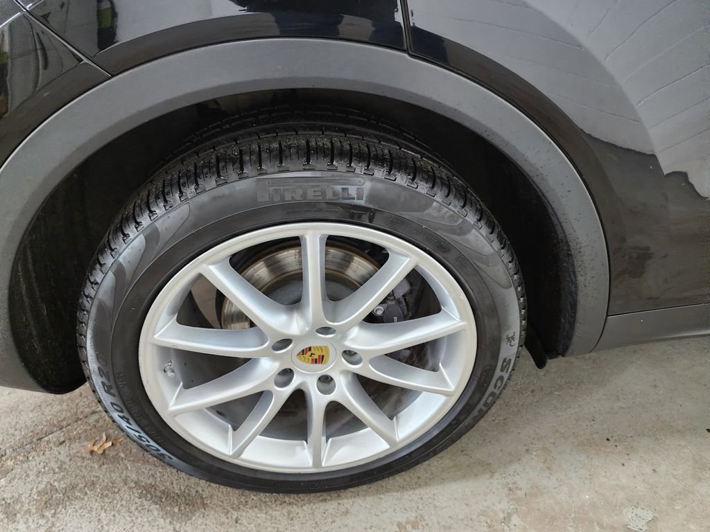 Used 2019 Porsche Cayenne AWD/4WD image 38