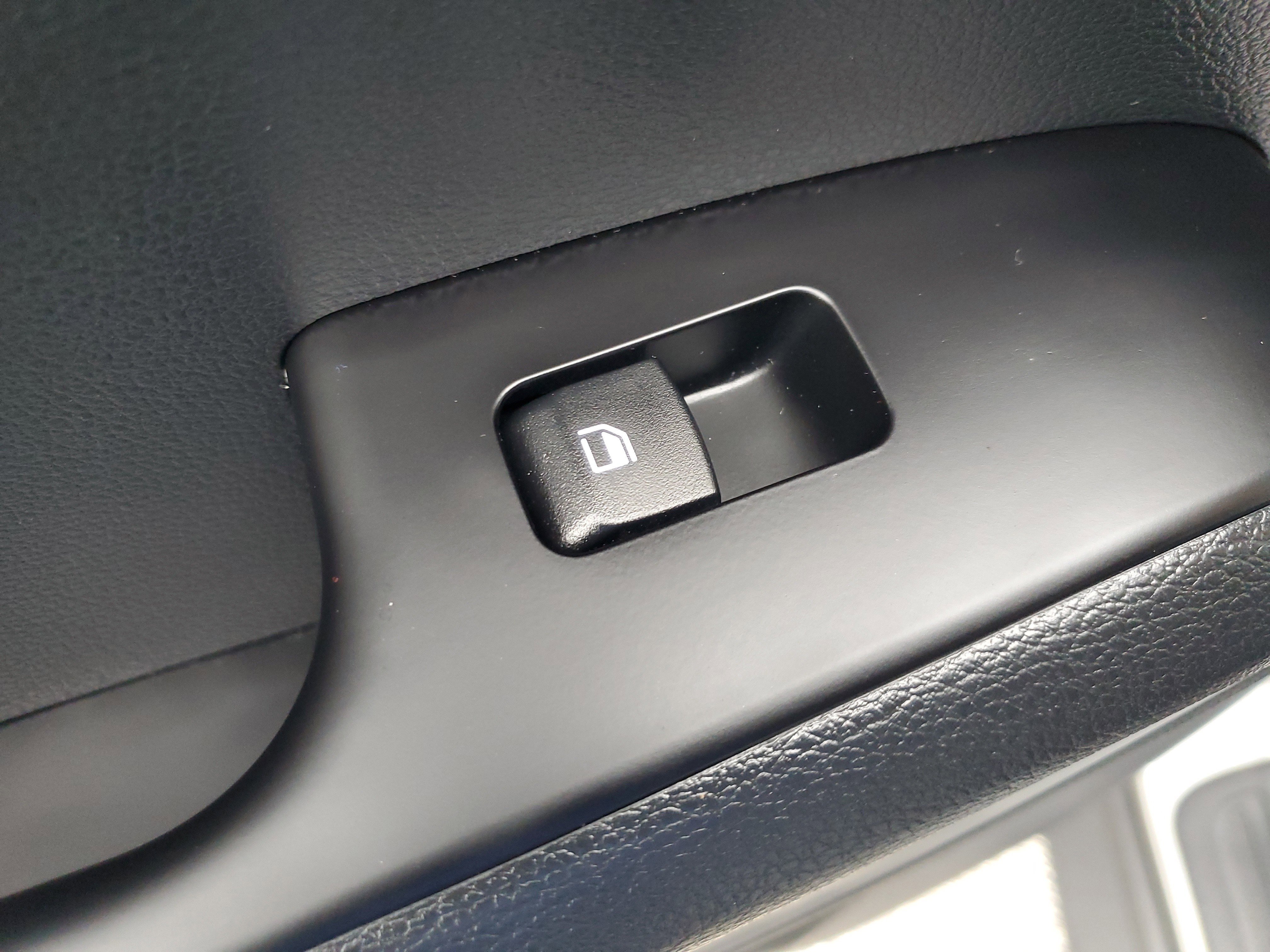 Used 2023 Kia Soul LX image 14