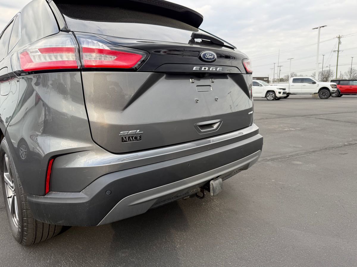 Used 2024 Ford Edge SEL w/ Convenience Package image 8