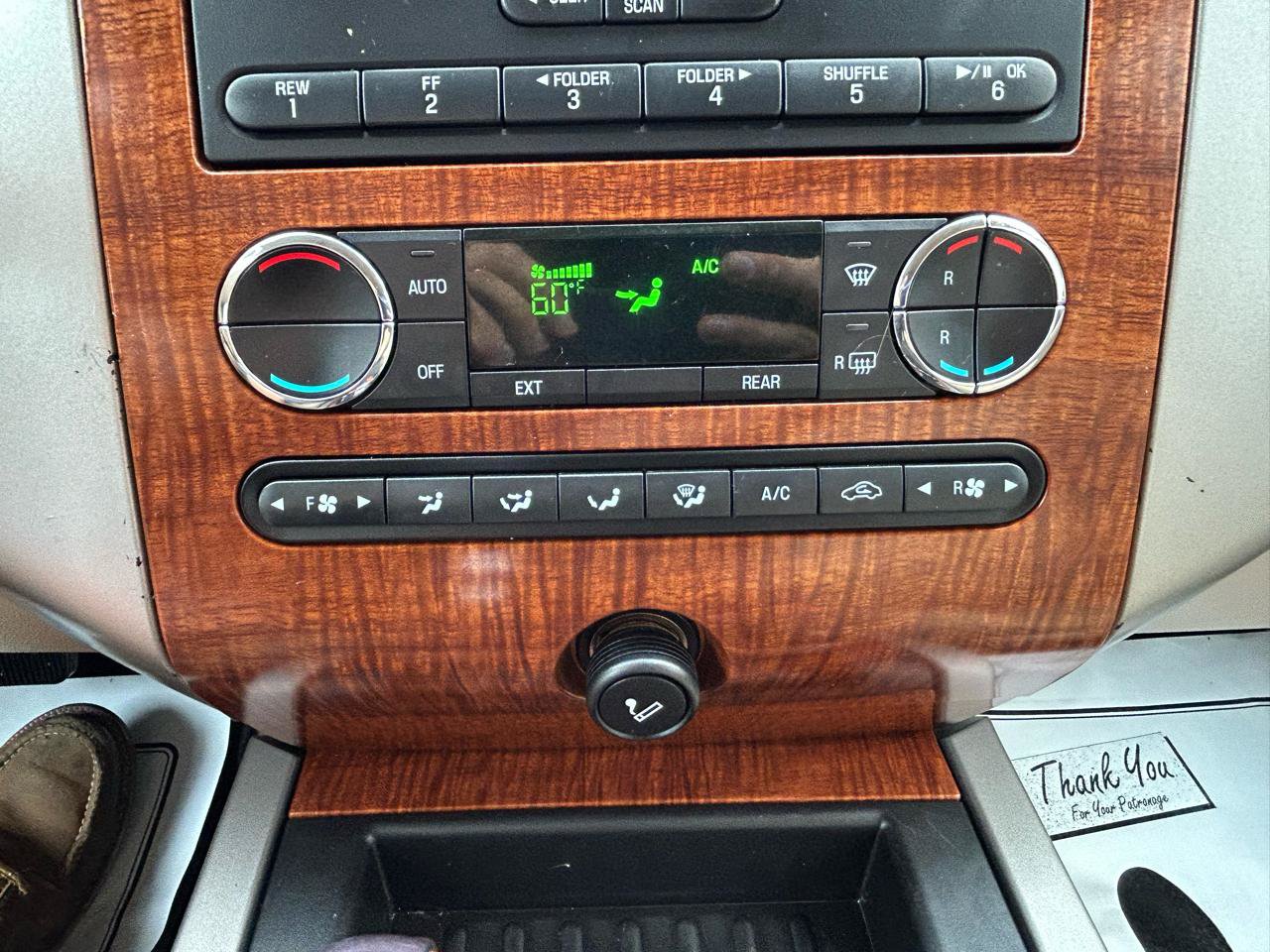 Used 2010 Ford Expedition EL 4WD image 24