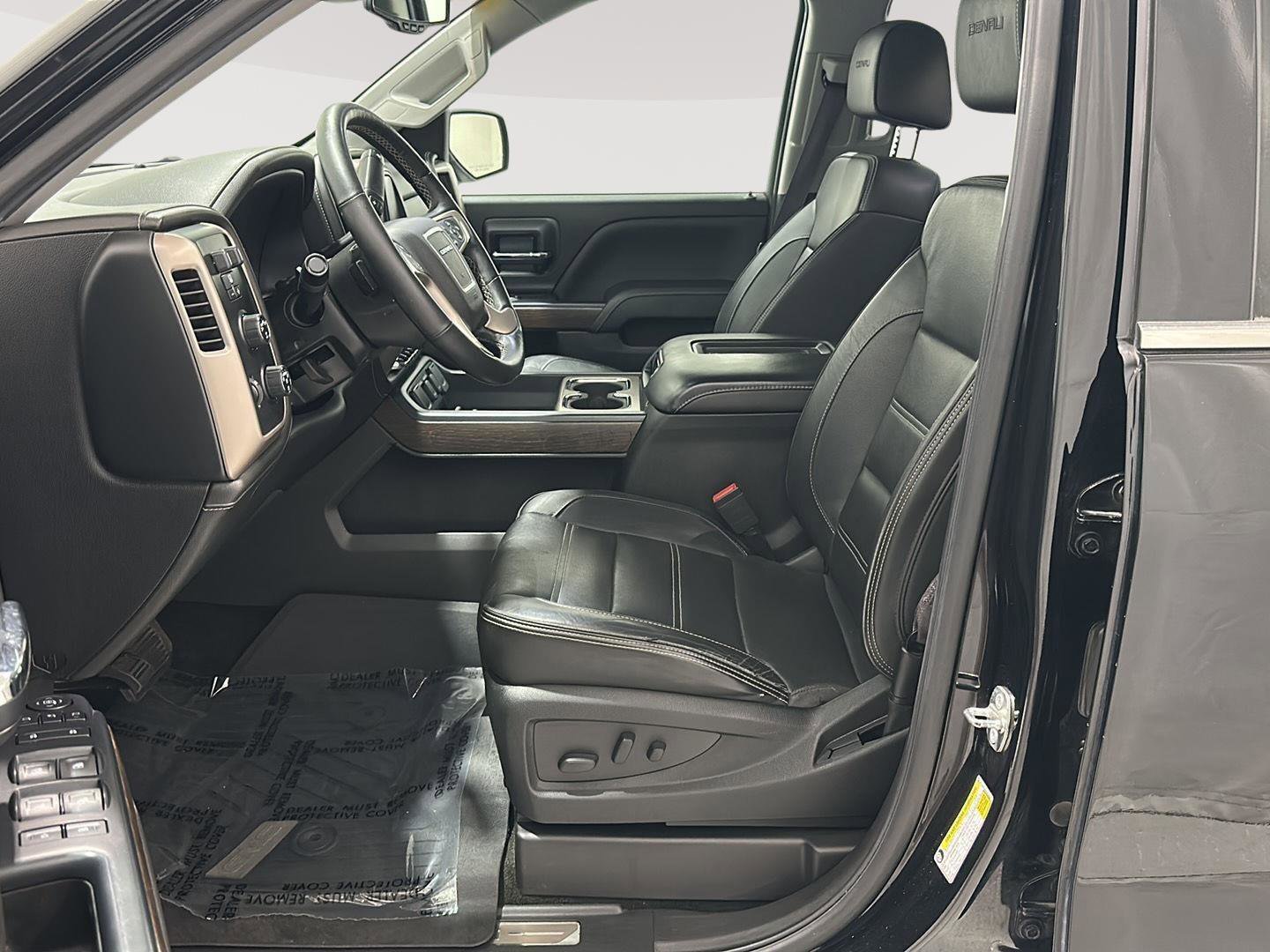 Used 2017 GMC Sierra 1500 Denali AWD/4WD image 9