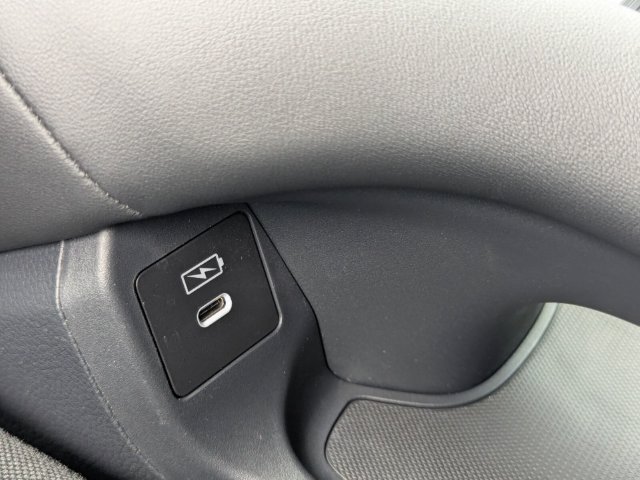 Certified 2025 Honda HR-V LX image 29