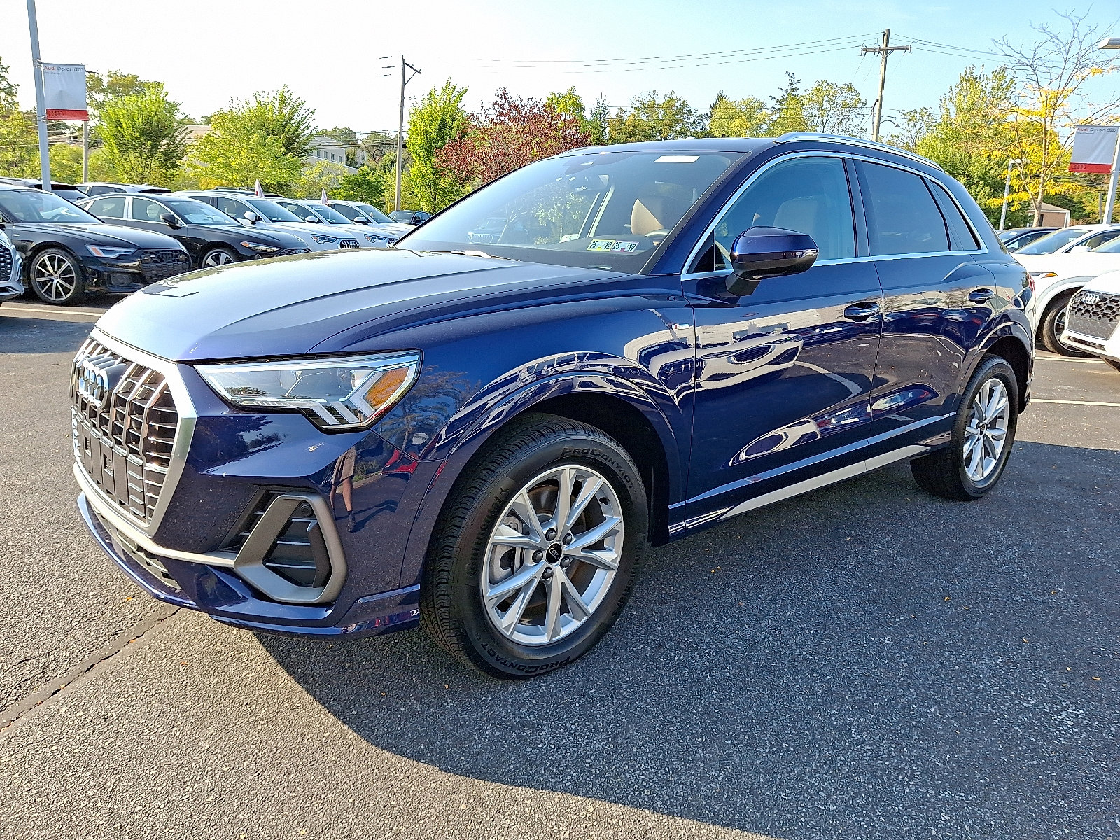 Certified 2025 Audi Q3 2.0T Premium Plus w/ Premium Plus Package image 3