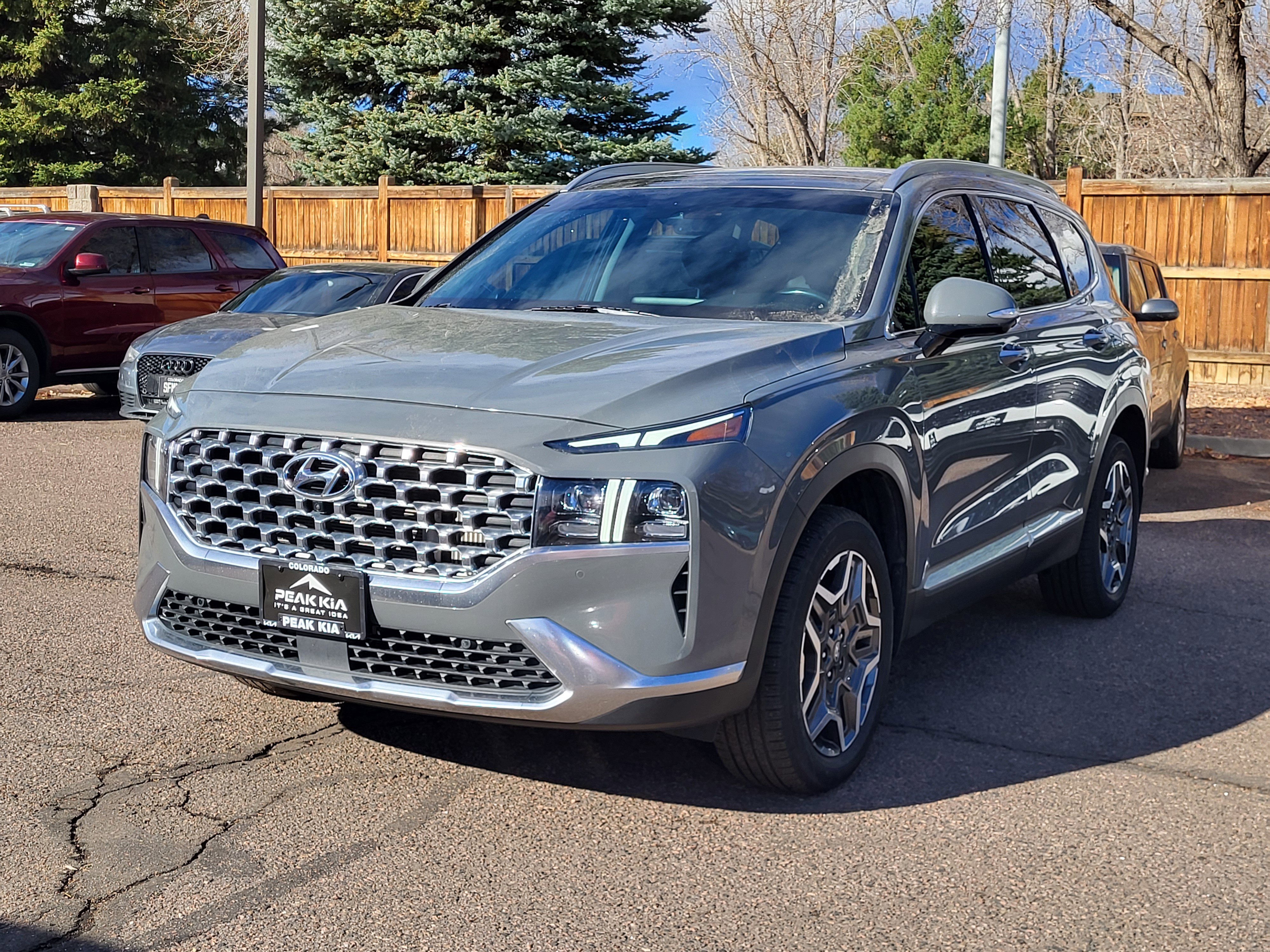 Used 2021 Hyundai Santa Fe Limited image 4