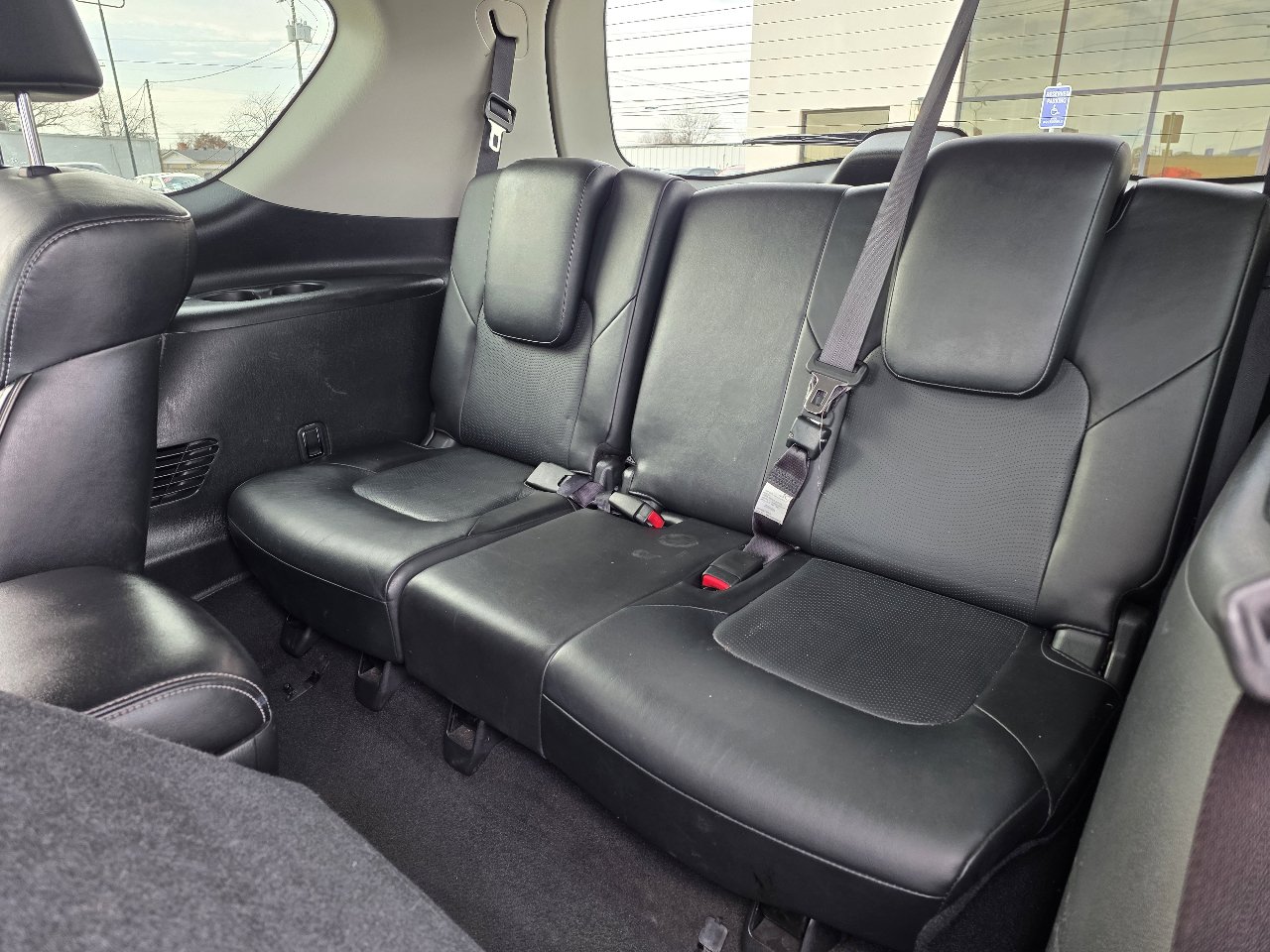 Used 2017 INFINITI QX80 4WD w/ Driver Assistance Package image 14