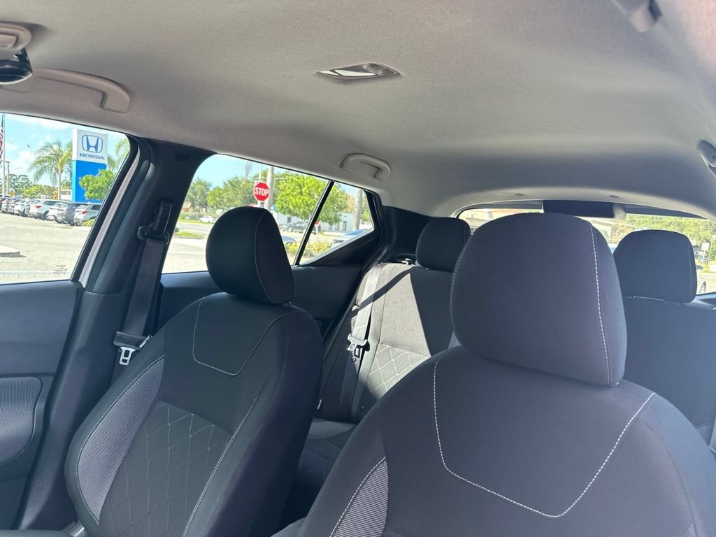 Used 2020 Nissan Kicks S FWD image 16