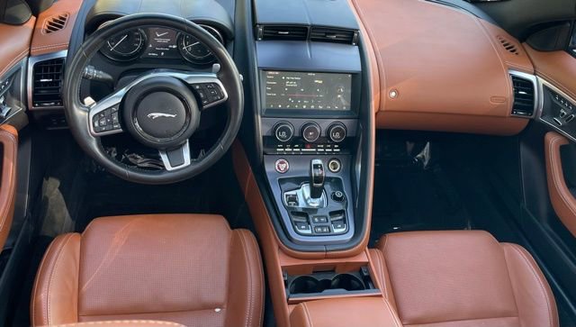 Used 2019 Jaguar F-TYPE Convertible AWD image 18