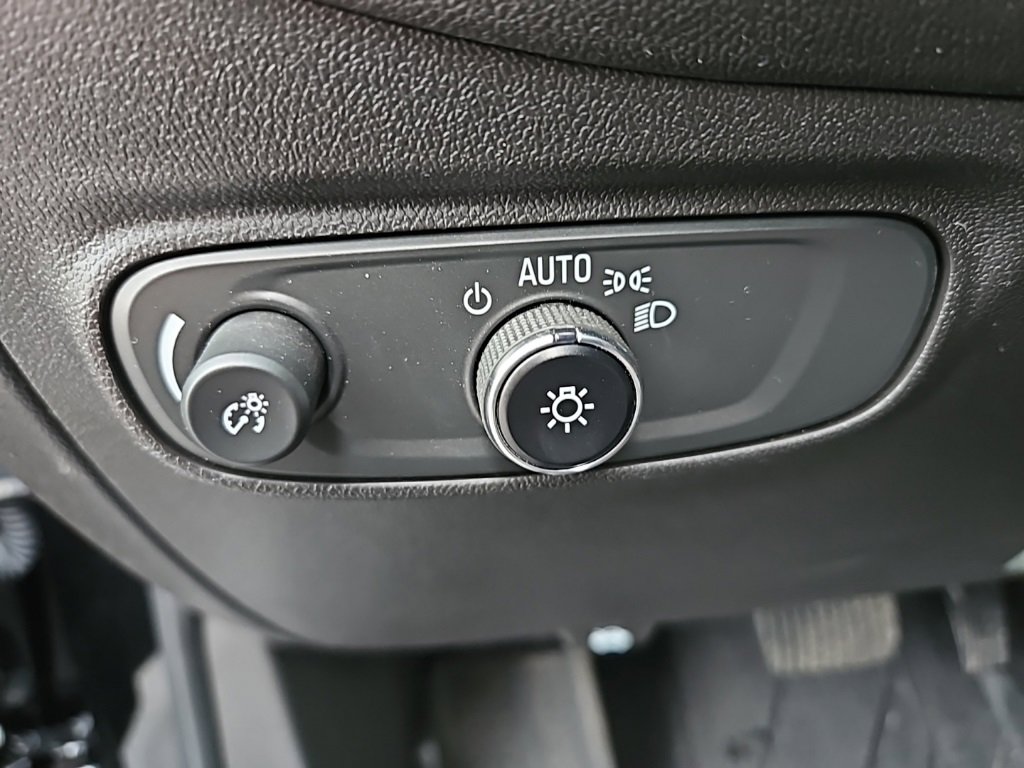 Used 2024 Chevrolet Equinox RS image 12