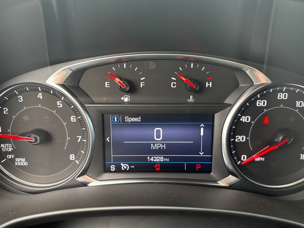 Used 2023 GMC Terrain SLE image 18