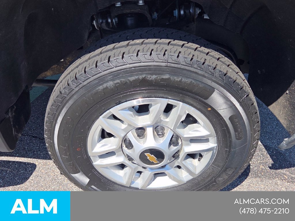 Used 2025 Chevrolet Silverado 2500 LT w/ Convenience Package AWD/4WD image 20