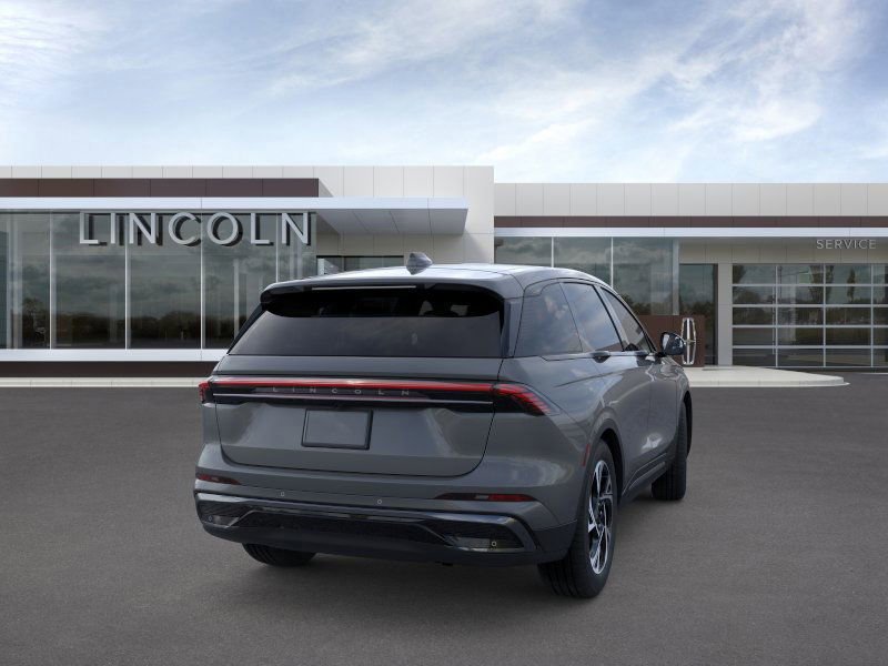 New 2025 Lincoln Nautilus Premier w/ Equipment Group 102A image 8