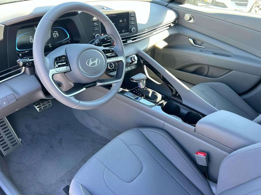 New 2026 Hyundai Elantra SEL Sport image 12