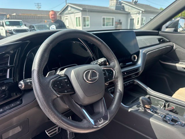 Used 2024 Lexus TX 500h AWD w/ Technology Package image 10