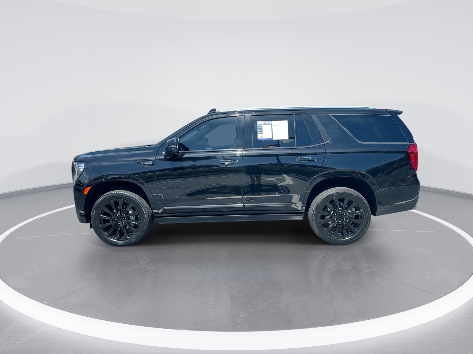 Used 2024 GMC Yukon Denali w/ Denali Reserve Package AWD/4WD image 6