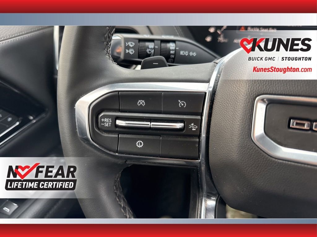 Used 2025 GMC Yukon Denali image 31