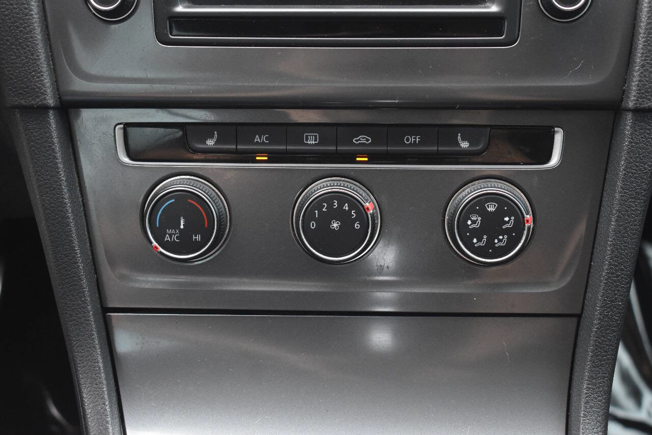 Used 2017 Volkswagen Golf Alltrack SE image 26