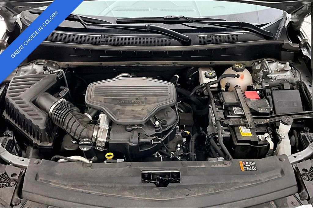 Used 2025 Cadillac XT6 Premium Luxury image 13